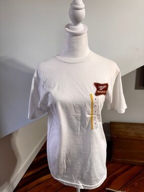 Miller High Life White Graphic Men’s Tee size small